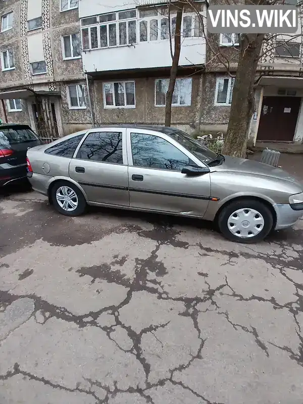 W0L000038T7503492 Opel Vectra 1996 Ліфтбек 1.6 л. Фото 1