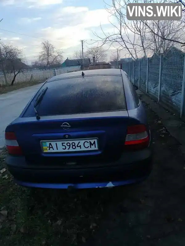 W0L000038T7572030 Opel Vectra 1996 Ліфтбек 1.8 л. Фото 1