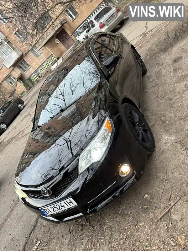 Седан Toyota Camry 2014 2.5 л. Автомат обл. Полтавська, Полтава - Фото 1/19