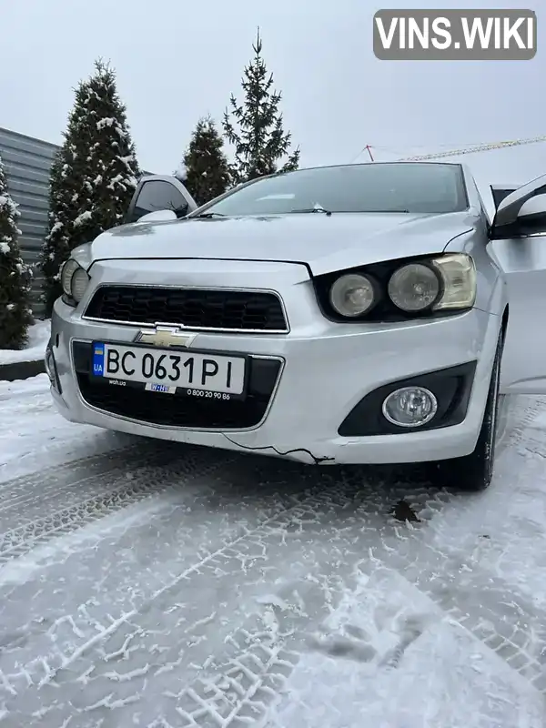 1G1JE5SB7G4144643 Chevrolet Sonic 2016 Седан 1.36 л. Фото 2