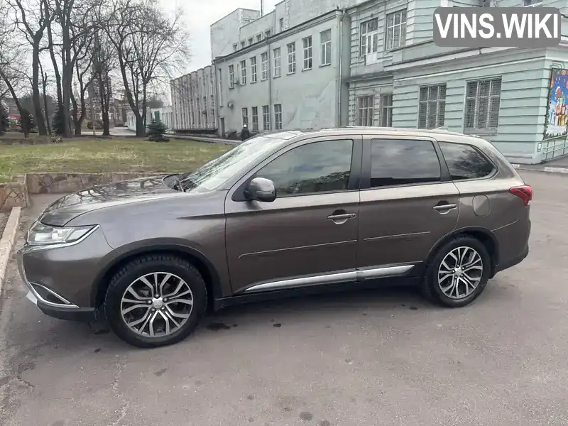 JA4AD3A32HZ005916 Mitsubishi Outlander 2016 Внедорожник / Кроссовер 2.36 л. Фото 1