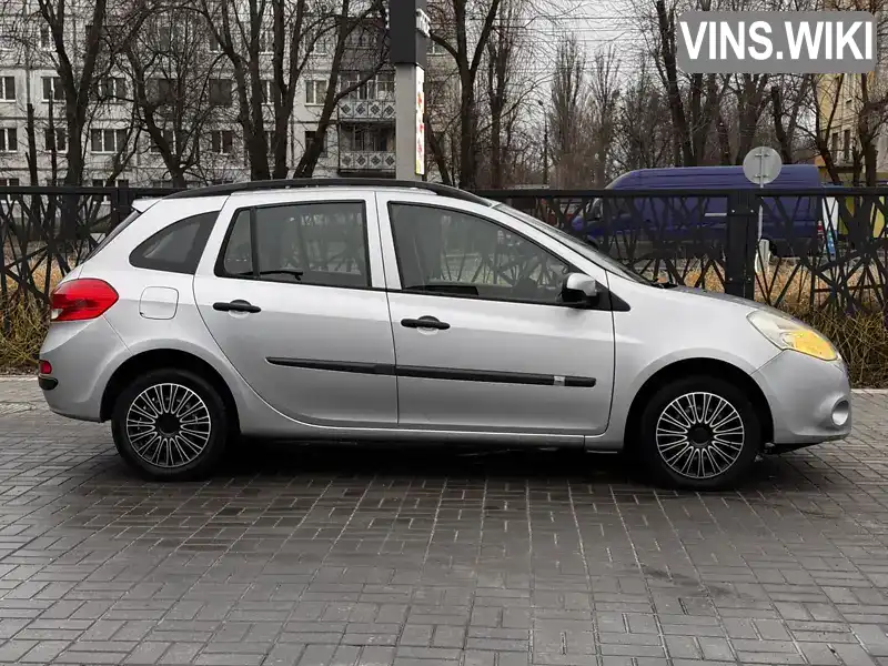 VF1KR1JBH43167321 Renault Clio 2010 Универсал 1.15 л. Фото 2