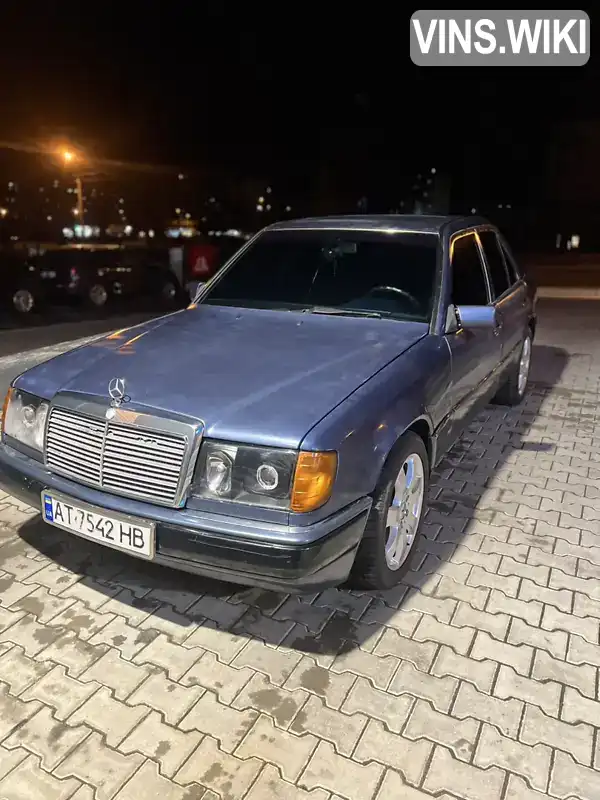 Седан Mercedes-Benz E-Class 1992 2.3 л. Ручна / Механіка обл. Івано-Франківська, Івано-Франківськ - Фото 1/16