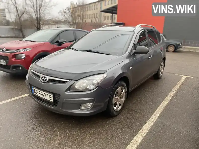 TMADB81SAAJ032175 Hyundai i30 2010 Универсал 1.58 л. Фото 2