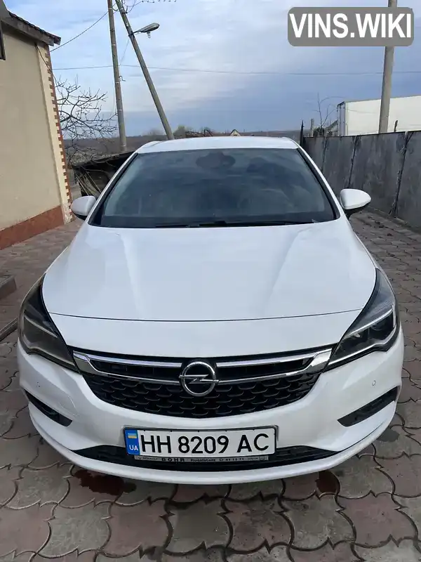 Хэтчбек Opel Astra 2018 1.6 л. Автомат обл. Одесская, Роздильная - Фото 1/21