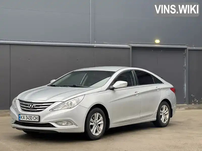 Седан Hyundai Sonata 2012 2 л. Автомат обл. Київська, Київ - Фото 1/21