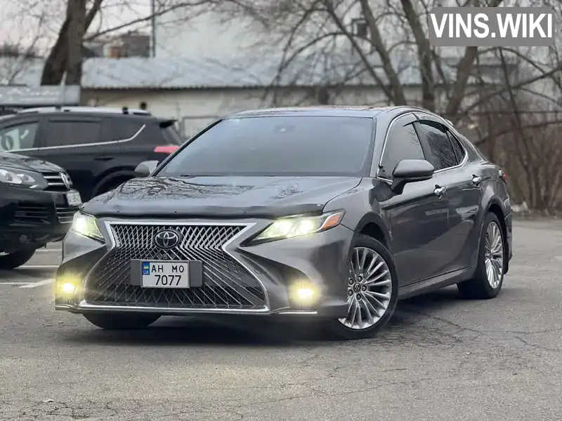 Седан Toyota Camry 2018 2.49 л. Автомат обл. Дніпропетровська, Дніпро (Дніпропетровськ) - Фото 1/21