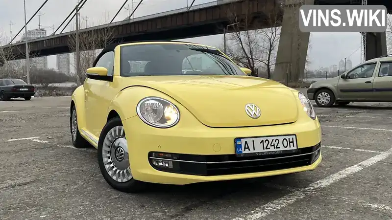 Кабриолет Volkswagen Beetle 2013 2.5 л. Автомат обл. Киевская, Киев - Фото 1/21