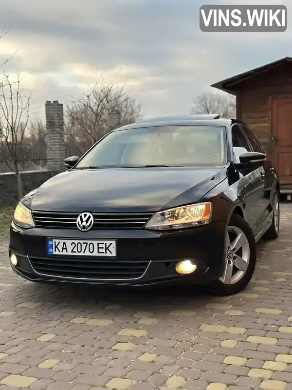 Седан Volkswagen Jetta 2013 1.97 л. Ручна / Механіка обл. Київська, Київ - Фото 1/21