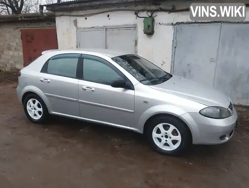 KL1NF486E5K127954 Chevrolet Lacetti 2005 Хетчбек 1.6 л. Фото 2