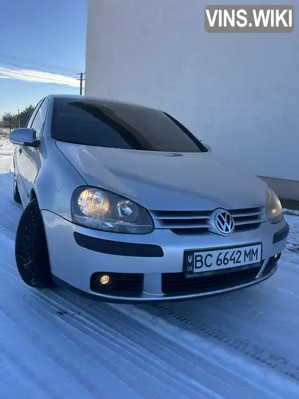 Хэтчбек Volkswagen Golf 2003 1.6 л. Ручная / Механика обл. Львовская, Городок - Фото 1/12