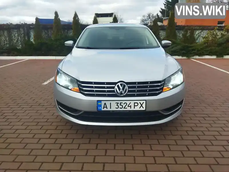 1VWCP7A35DC088443 Volkswagen Passat 2013 Седан 2.5 л. Фото 2