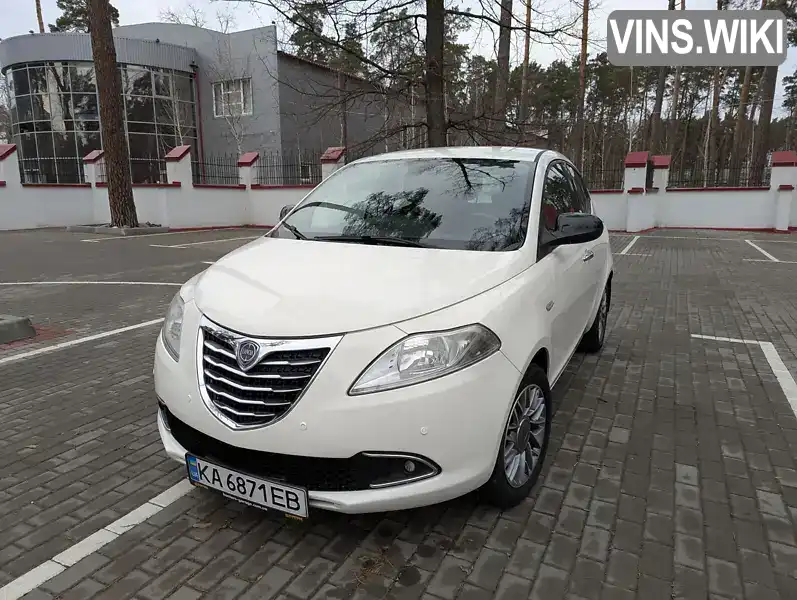 Хэтчбек Lancia Ypsilon 2012 0.88 л. Робот обл. Киевская, Буча - Фото 1/21