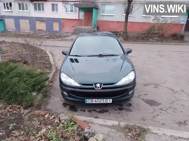 Седан Peugeot 206 2005 1.4 л. обл. Черниговская, Чернигов - Фото 1/21