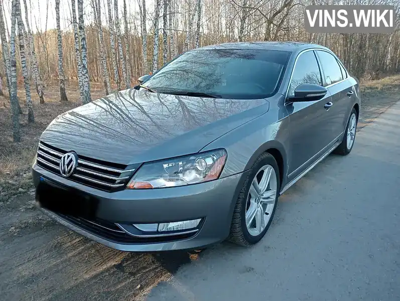 Седан Volkswagen Passat 2012 2 л. Автомат обл. Черниговская, Прилуки - Фото 1/8