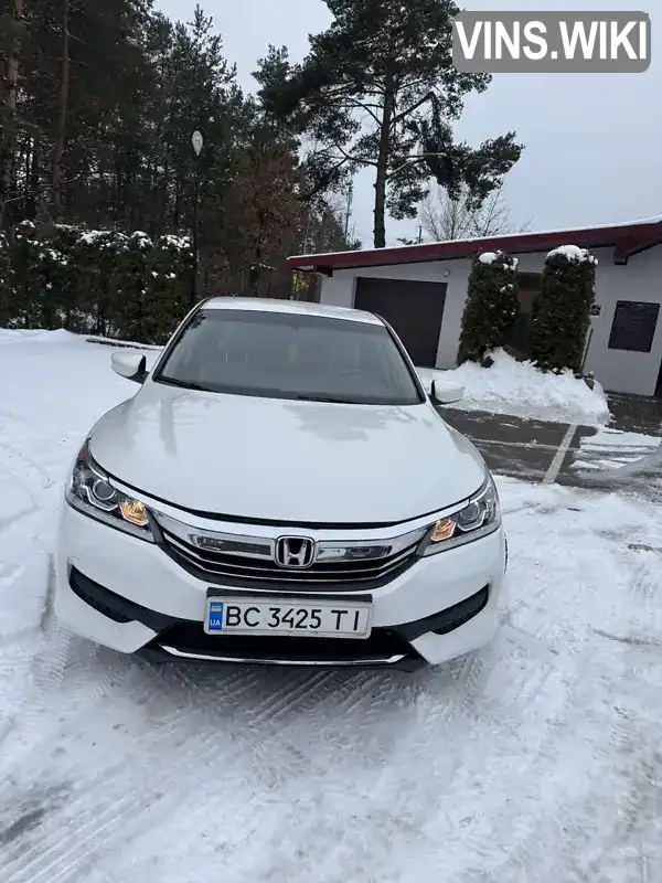 Седан Honda Accord 2017 2.36 л. Автомат обл. Львівська, Буськ - Фото 1/21