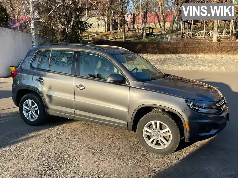 WVGAV7AX5GW614023 Volkswagen Tiguan 2016 Позашляховик / Кросовер 1.98 л. Фото 2