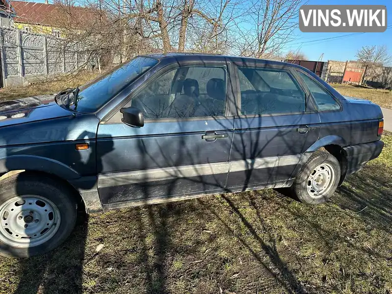 WVWZZZ31ZJE027492 Volkswagen Passat 1988 Седан 1.8 л. Фото 3