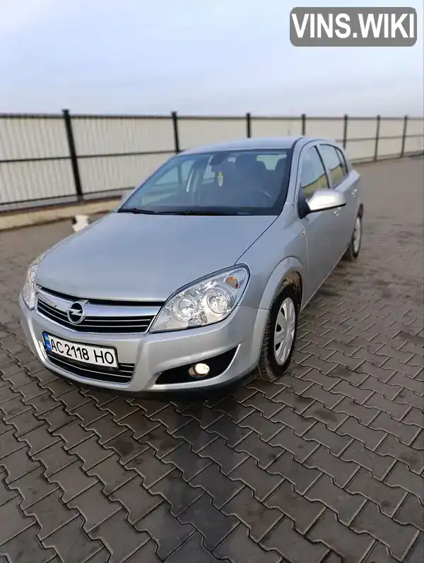 Хэтчбек Opel Astra 2009 1.6 л. Ручная / Механика обл. Волынская, Рожище - Фото 1/21