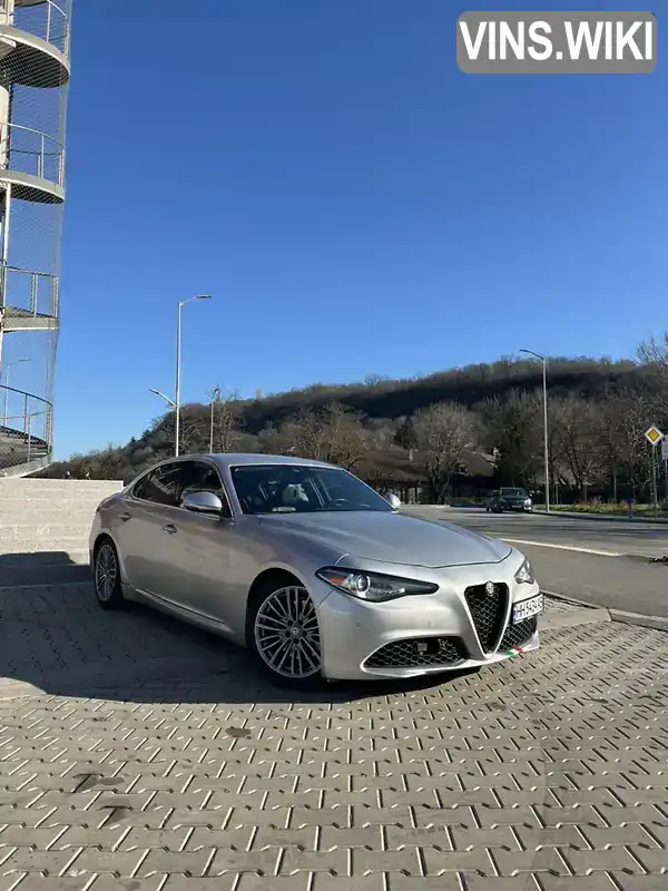 Седан Alfa Romeo Giulia 2017 2 л. Автомат обл. Одесская, Одесса - Фото 1/21