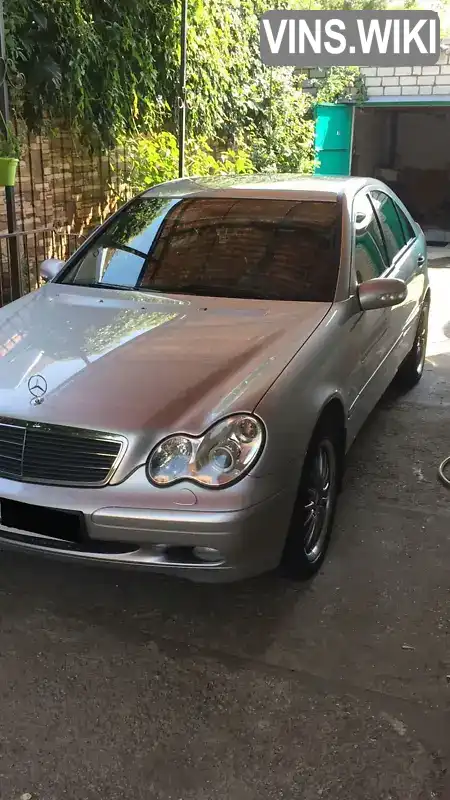 Седан Mercedes-Benz C-Class 2004 1.8 л. Ручная / Механика обл. Николаевская, Первомайск - Фото 1/21