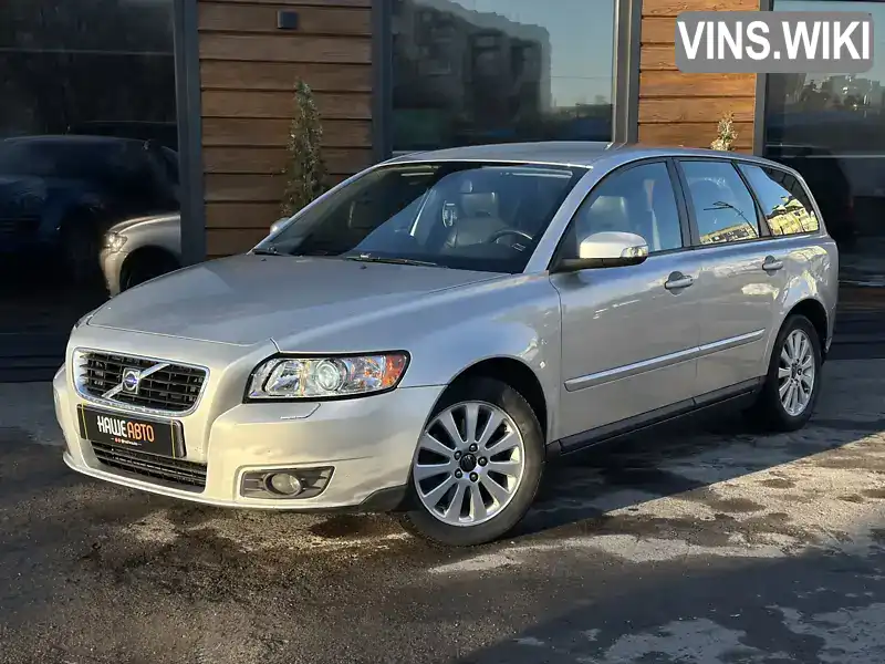 Универсал Volvo V50 2008 2 л. Ручная / Механика обл. Львовская, Червоноград - Фото 1/21