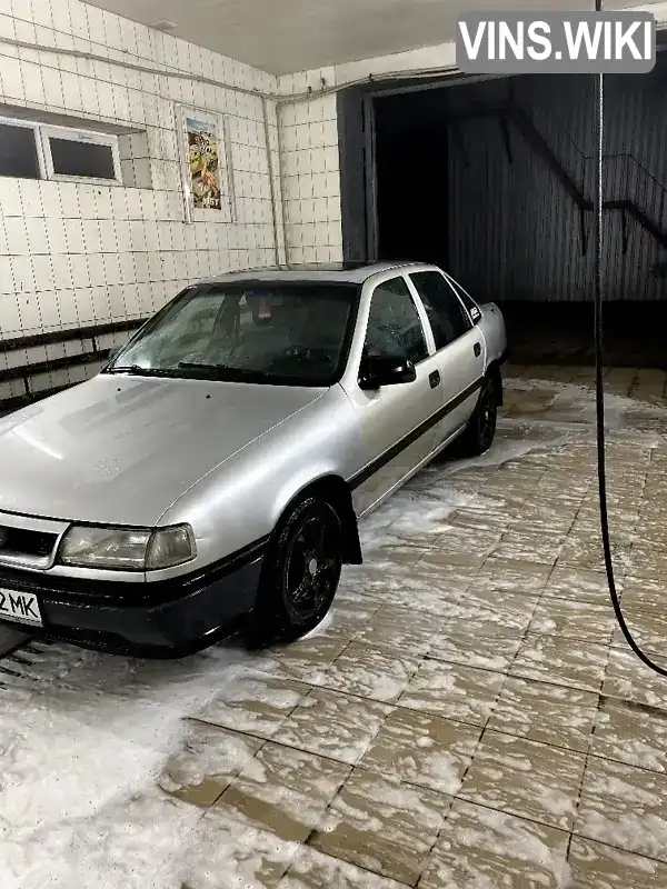 Седан Opel Vectra 1991 1.7 л. Ручна / Механіка обл. Харківська, Мерефа - Фото 1/9