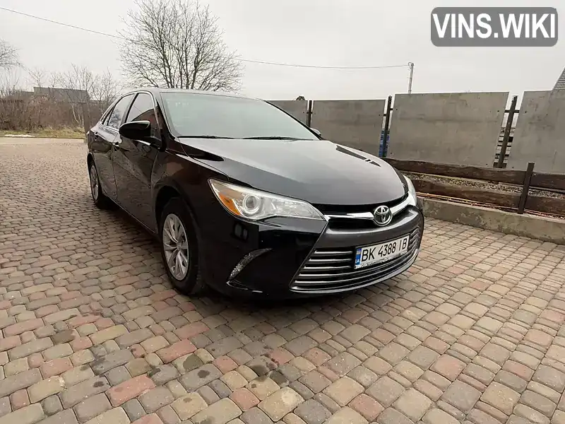 Седан Toyota Camry 2015 2.5 л. Автомат обл. Ровенская, Ровно - Фото 1/21