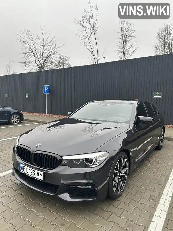 WBAJE5C55JWA95910 BMW 5 Series 2018 Седан 2.98 л. Фото 2