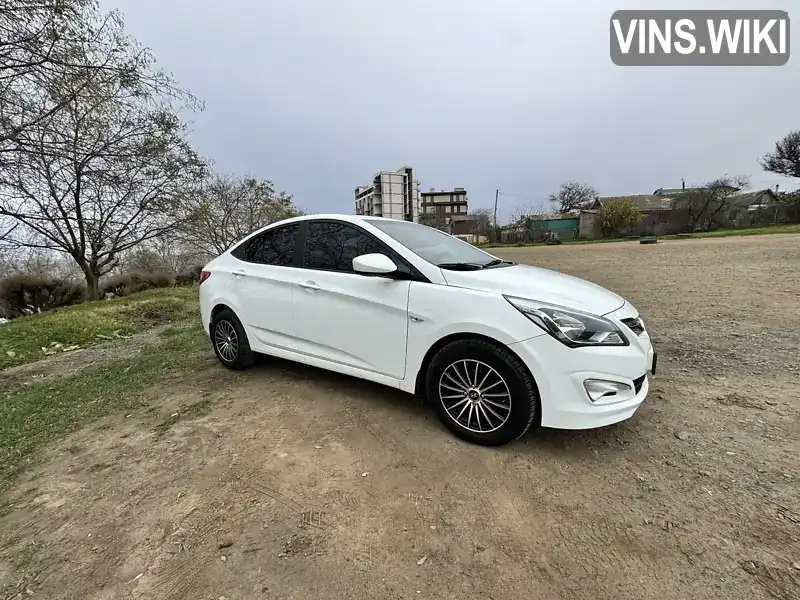 Z94CT41CBHR545490 Hyundai Accent 2016 Седан 1.4 л. Фото 4