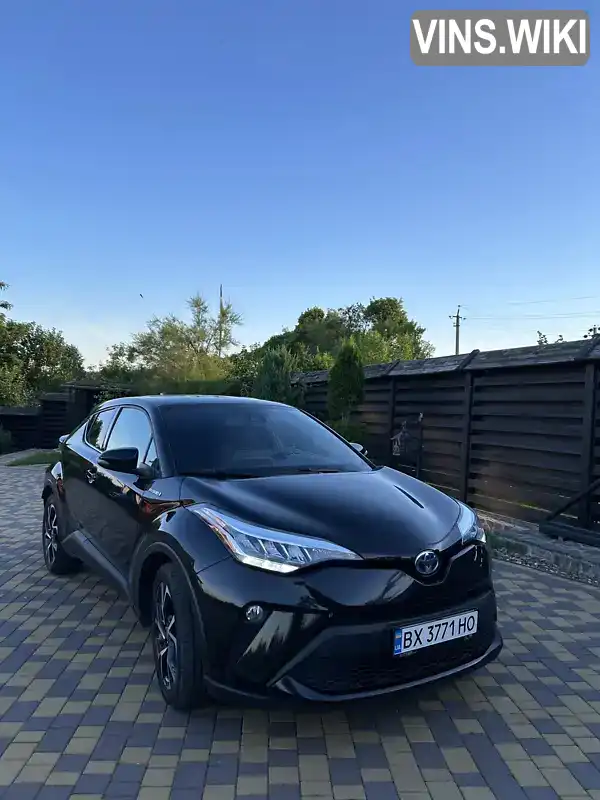 Внедорожник / Кроссовер Toyota C-HR 2020 1.99 л. Вариатор обл. Хмельницкая, Хмельницкий - Фото 1/21