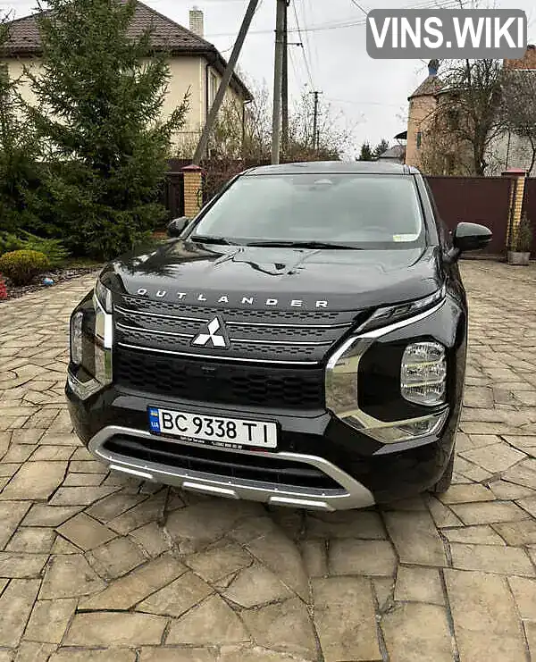 Позашляховик / Кросовер Mitsubishi Outlander 2022 2.49 л. Варіатор обл. Львівська, Львів - Фото 1/21