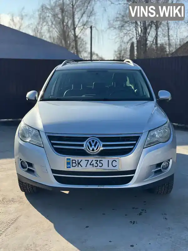 Позашляховик / Кросовер Volkswagen Tiguan 2011 2 л. Автомат обл. Рівненська, Млинів - Фото 1/21