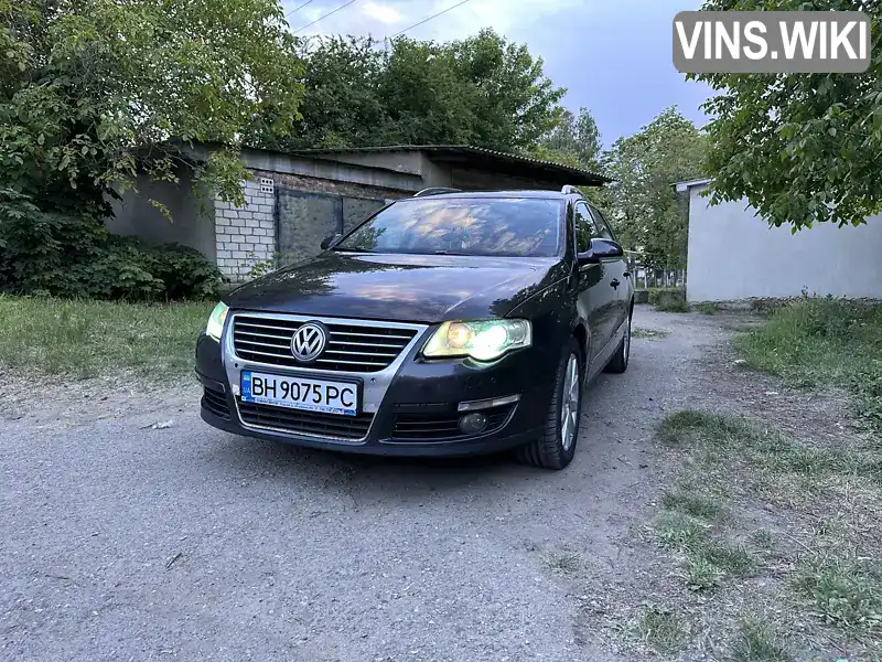 Універсал Volkswagen Passat 2006 2 л. Автомат обл. Одеська, Подільськ (Котовськ) - Фото 1/13