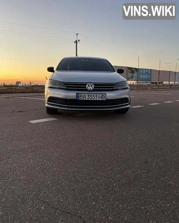 Седан Volkswagen Jetta 2015 1.8 л. Автомат обл. Одеська, Одеса - Фото 1/11