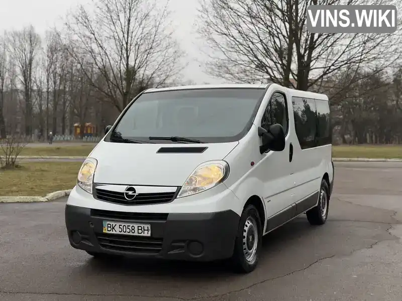 Минивэн Opel Vivaro 2007 2 л. Ручная / Механика обл. Ровенская, Ровно - Фото 1/21