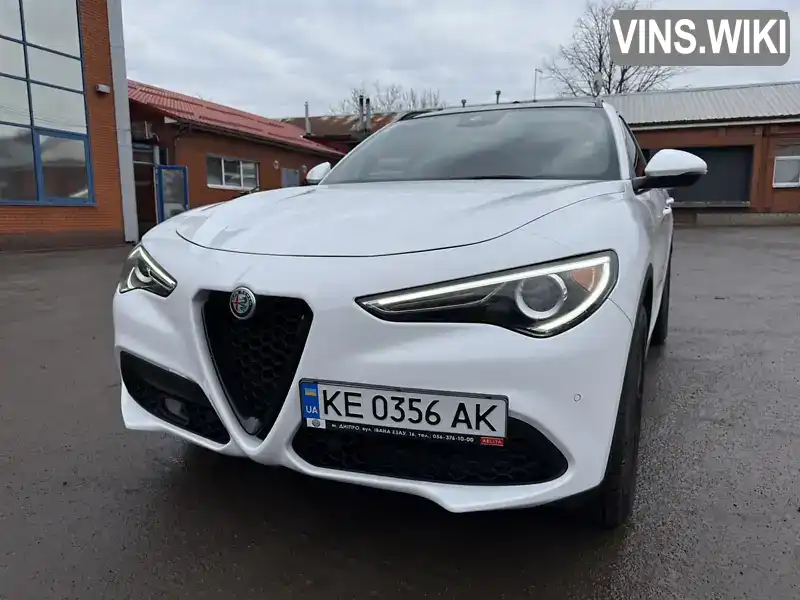 ZASFAKNN1J7B79012 Alfa Romeo Stelvio 2017 Позашляховик / Кросовер 2 л. Фото 1