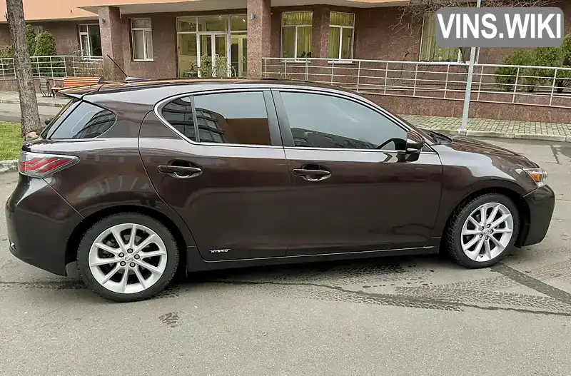 JTHKD5BHXB2019867 Lexus CT 2011 Хетчбек 1.8 л. Фото 4