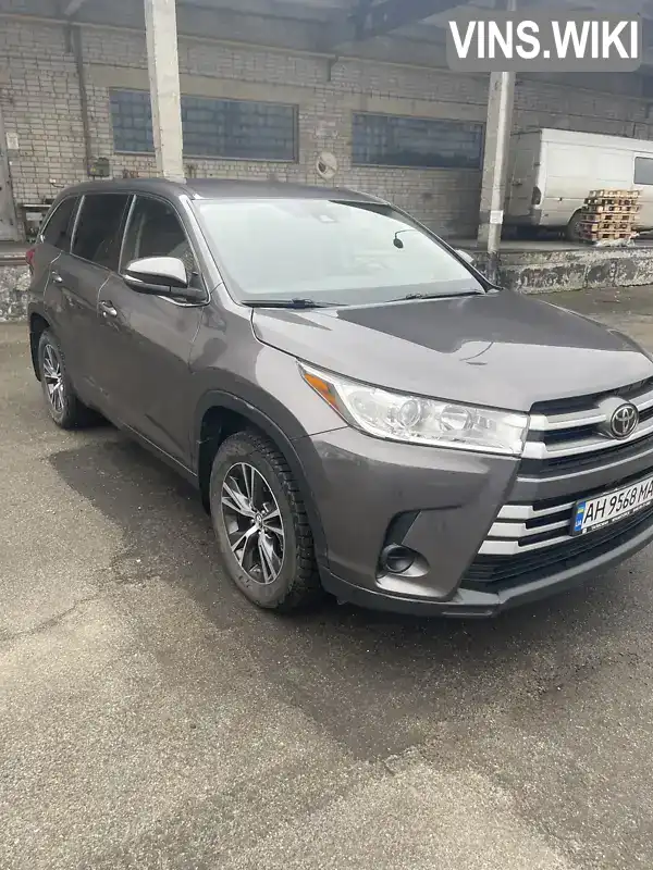 Позашляховик / Кросовер Toyota Highlander 2017 3.46 л. обл. Черкаська, Корсунь-Шевченківський - Фото 1/21