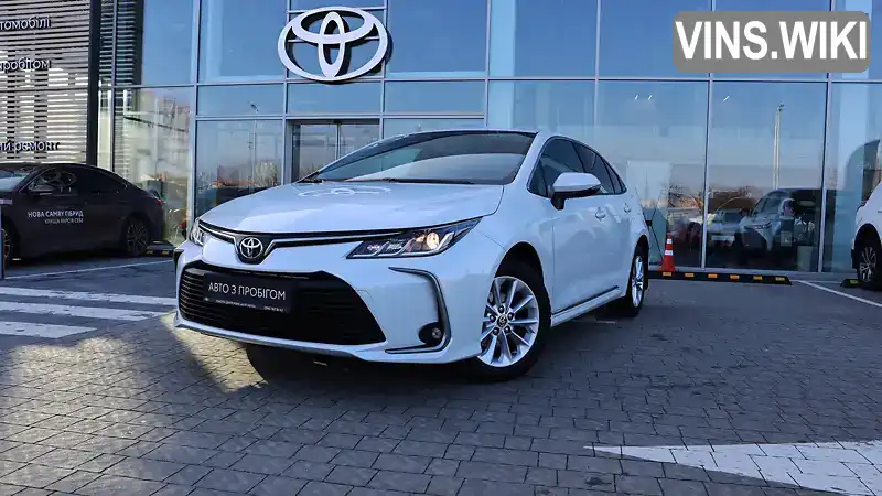 Седан Toyota Corolla 2022 1.6 л. Вариатор обл. Ровенская, Ровно - Фото 1/21