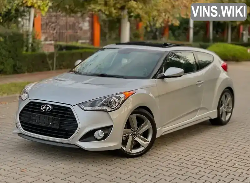 KMHTC6AE7DU180783 Hyundai Veloster 2013 Хэтчбек 1.59 л. Фото 2