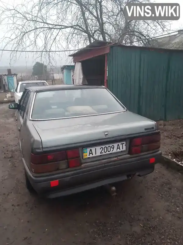 JMZGC122201656913 Mazda 626 1985 Седан 2 л. Фото 3