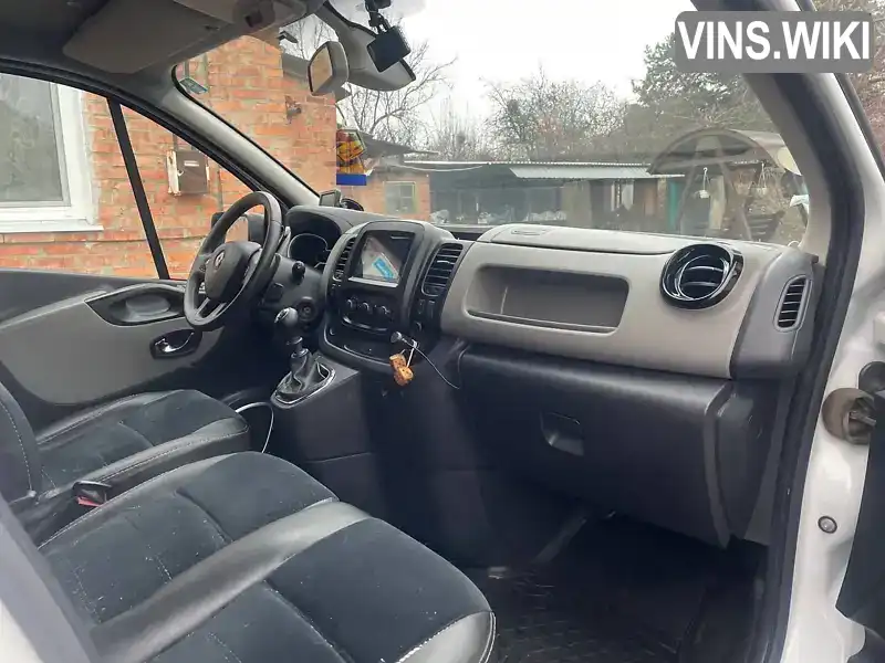 VF1FL000456734385 Renault Trafic 2017 Мінівен 1.6 л. Фото 4