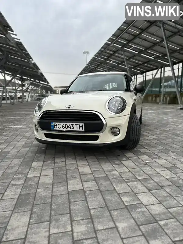 Хэтчбек MINI Hatch 2016 1.2 л. Ручная / Механика обл. Львовская, Львов - Фото 1/21