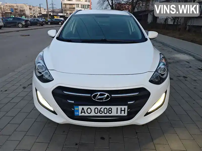 Универсал Hyundai i30 2016 1.6 л. Ручная / Механика обл. Закарпатская, Ужгород - Фото 1/17