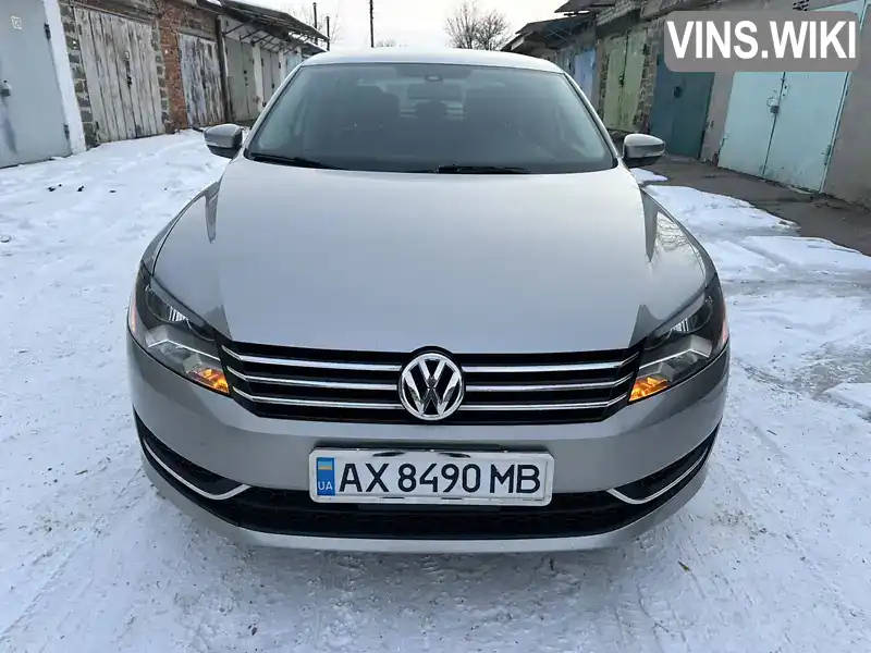 1VWBH7A38DC083455 Volkswagen Passat 2013 Седан 2.48 л. Фото 1