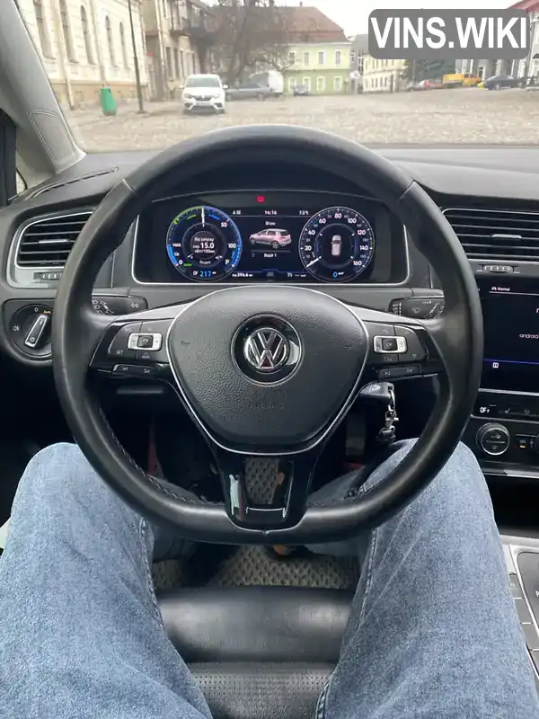 WVWZZZAUZJ8905300 Volkswagen e-Golf 2018 Хетчбек  Фото 9