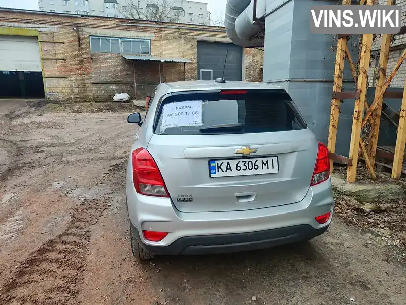 3GNCJKSB4HL286218 Chevrolet Trax 2017 Позашляховик / Кросовер 1.36 л. Фото 2