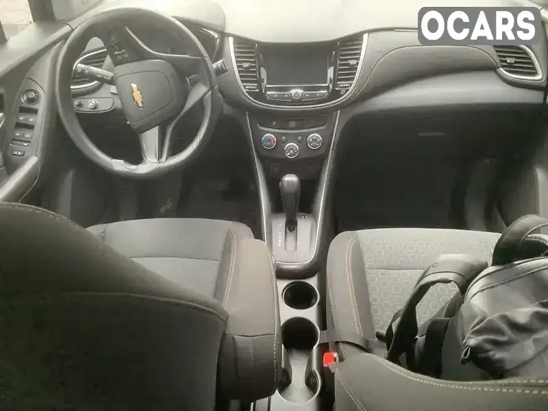 3GNCJKSB4HL286218 Chevrolet Trax 2017 Позашляховик / Кросовер 1.36 л. Фото 5