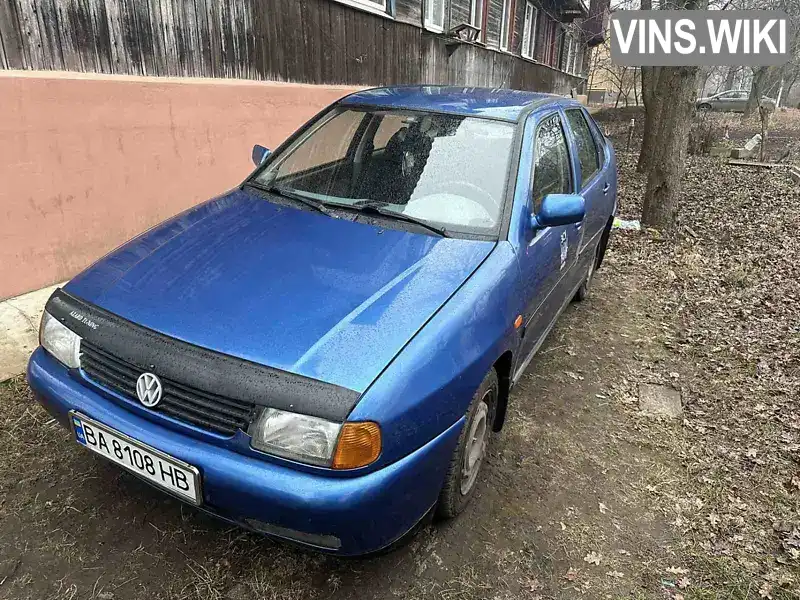 Седан Volkswagen Polo 1996 1.4 л. Ручна / Механіка обл. Кіровоградська, Кропивницький (Кіровоград) - Фото 1/10